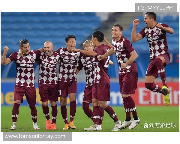 近十年全球足球十大球星排名揭晓 谁是足坛的真正王者